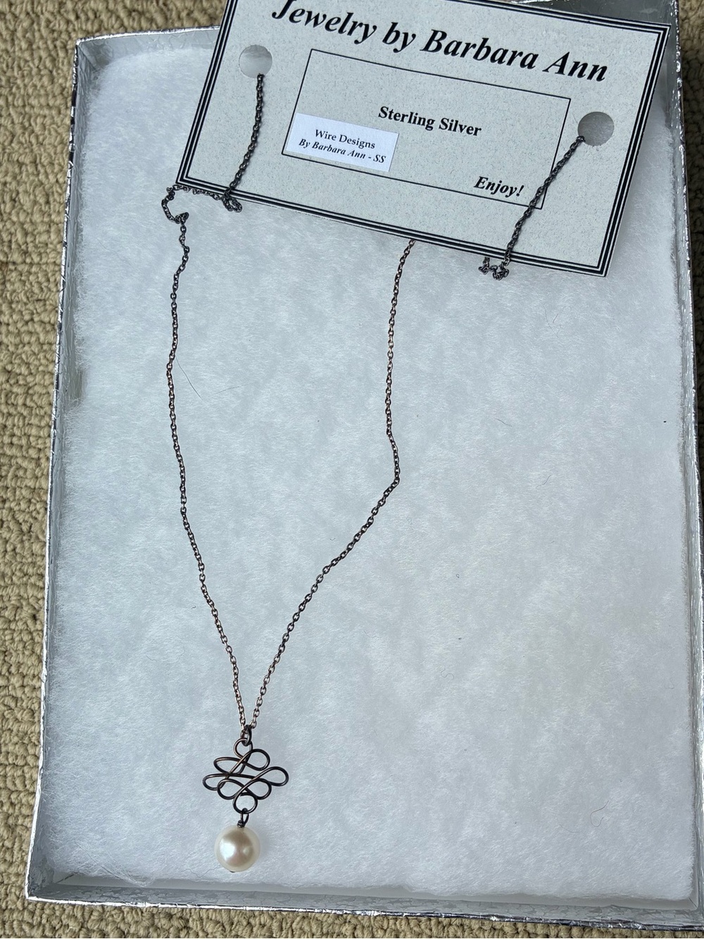 NIB Jewelry by Barbara Ann Sterling Silver Celtic Knot Pearl Drop Necklace 18”
